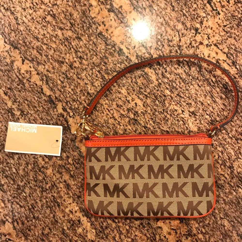 BRAND NEW MICHAEL KORS WRISTLET